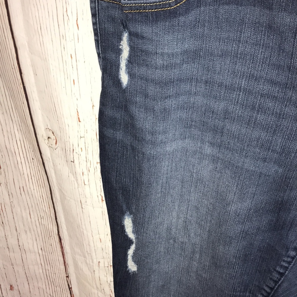 Women's Dark Blue Jeans - Picture 3 of 4